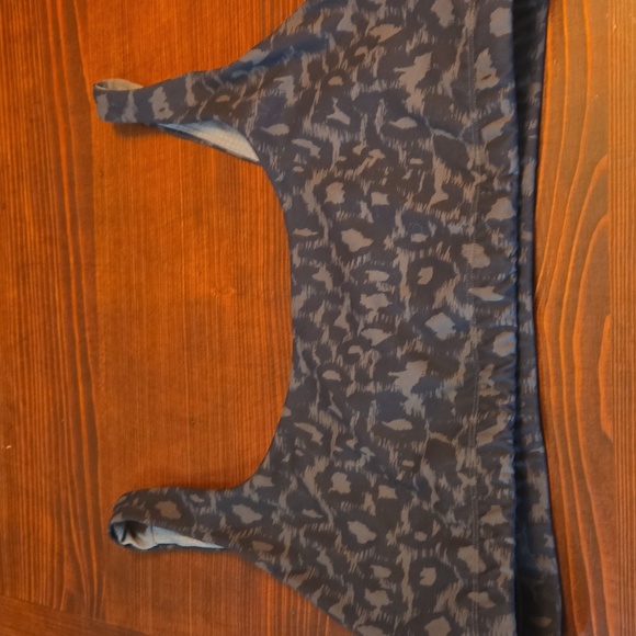 Vuori Matching Studio Set & Daily Bra Bottoms SMALL Bra Is LARGE - Picture 8 of 12